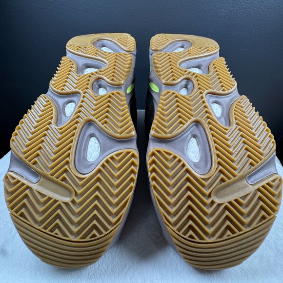 Adidas Yeezy Boost 700 ‘Mauve’ | Size 11.5 | Gently Used w/ Box - Picture 7 of 9